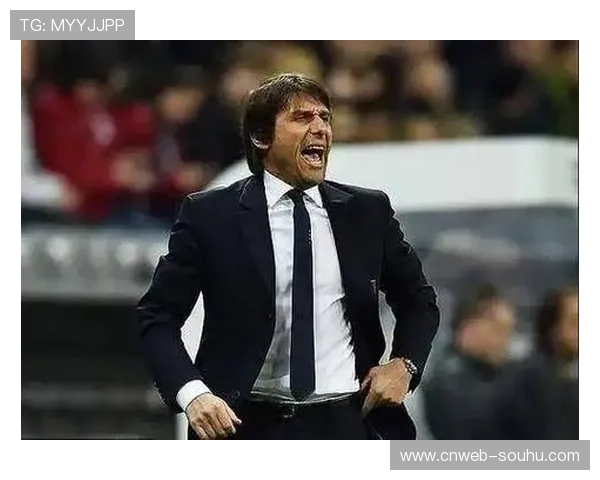 孔蒂现身水球赛场支持好友，低调观战坎帕尼亚执教